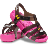 Crocs Hello Kitty® and Friends My Melody™ und Kuromi™ Isabella Sandale für Kinder 1CS21011490H Crocs Hello Kitty® and Friends My Melody™ und Kuromi™ Isabella Sandale für Kinder 1CS21011490H